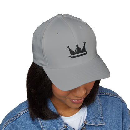 Embroidered Crown Cap — Minimal King/Queen Baseball Hat
